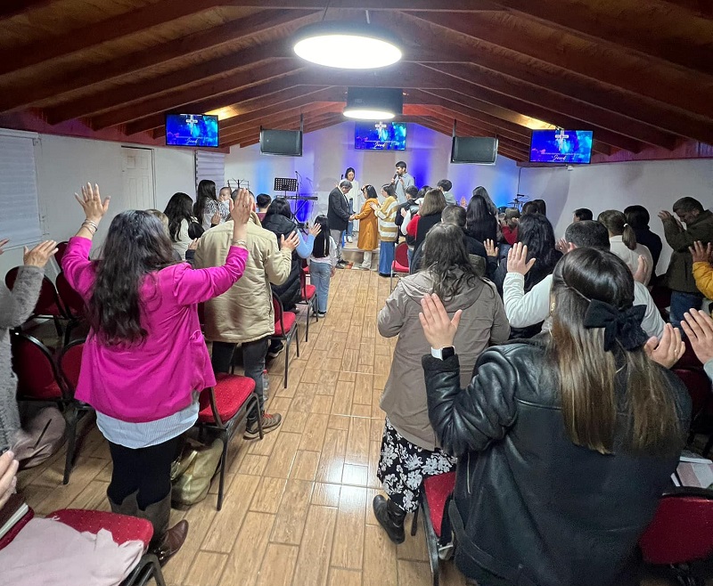 Ministerio cristiano”Jésed” inauguró su nuevo templo en Los Ángeles